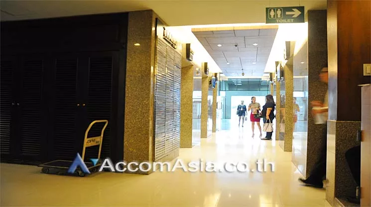 8  Office Space For Rent in Charoen Nakhon ,Bangkok BTS Krung Thon Buri at Thai Sri Tower AA13896